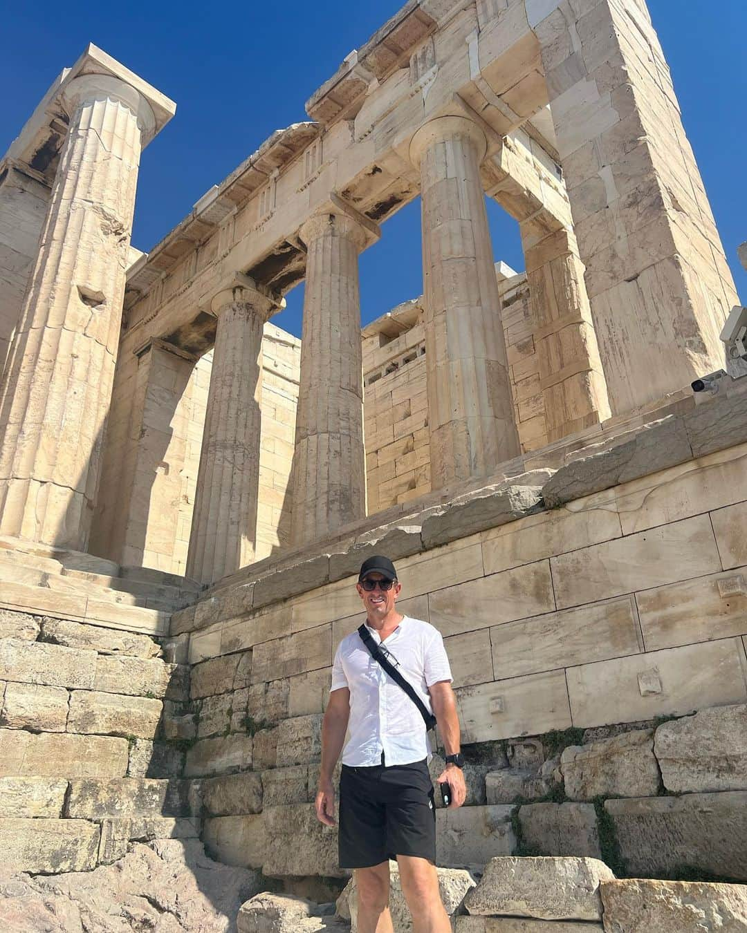 メーガン・ネイのインスタグラム：「Greece so far 🇬🇷 Athens,Mykonos,Naxos,Santorini」