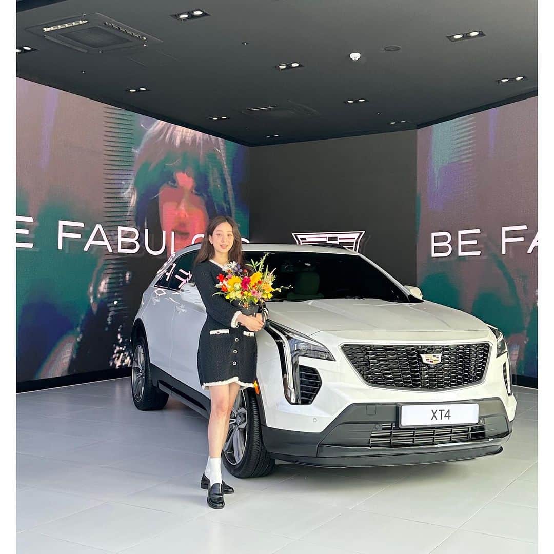 チョン・リョウォンのインスタグラム：「. the house of GM cadillac Fabulous Flower Class 초대해주셔서 감사합니다🫶❤️」