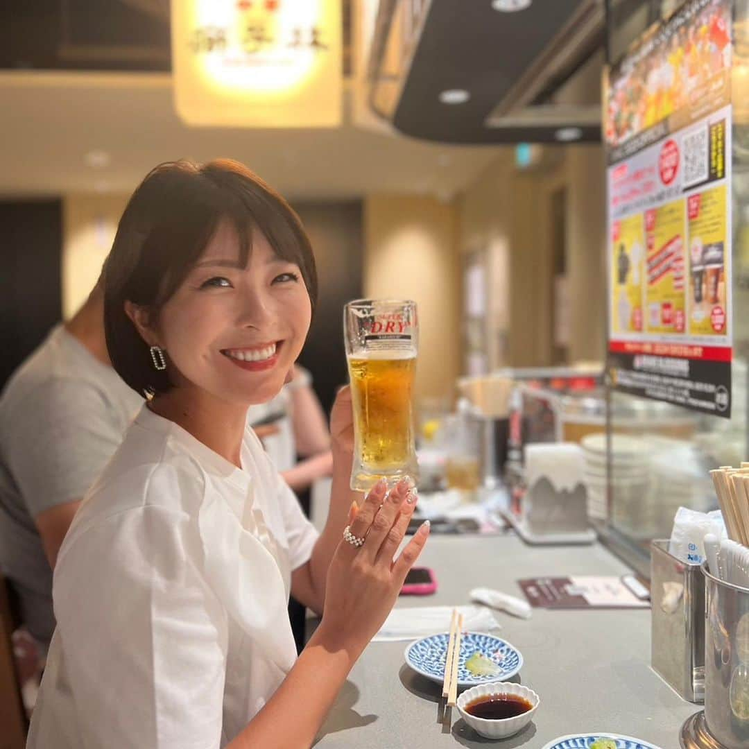 小尾渚沙さんのインスタグラム写真 - (小尾渚沙Instagram)「９月スタートしましたね❤️  写真は先日親友と行った #ハシゴ楼 ❤️🍺 刺激をもらって、励まし合って、笑って、飲んで、楽しかったです🥰  今月も全力で仕事して、全力で遊ぶぞ〜💪🏾💕 今月も応援宜しくお願い致します✨ . . #小尾ールタイム #ビール大好き #ビール女子  @hashigoro_official」9月1日 13時16分 - obi_nagisa