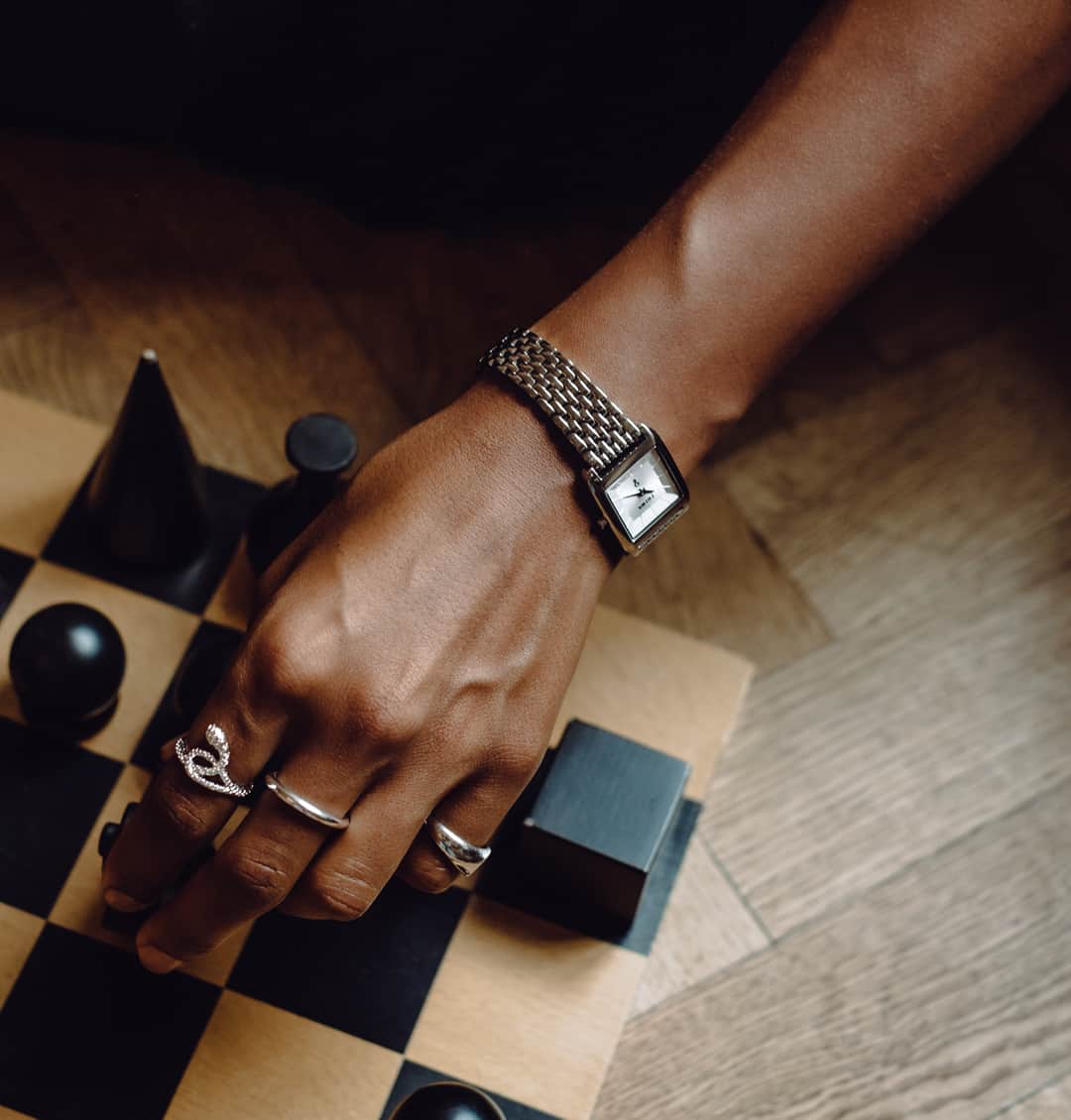 のインスタグラム：「Girl power👊✨⁣our Power watches are the perfect daily reminder to stand up for yourself and other women! #timeforpower #femaleempowerment #womensempowerment #womenswatch」
