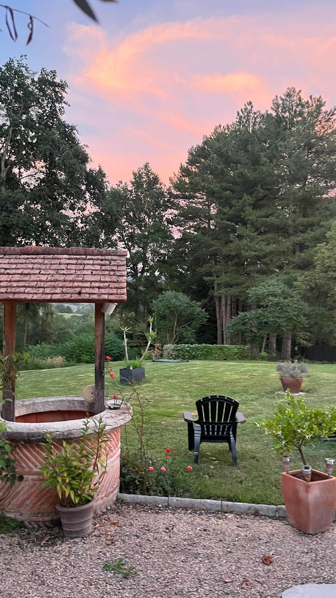 Tigarah e Lauraのインスタグラム：「August dump and hello September 👋🧡」