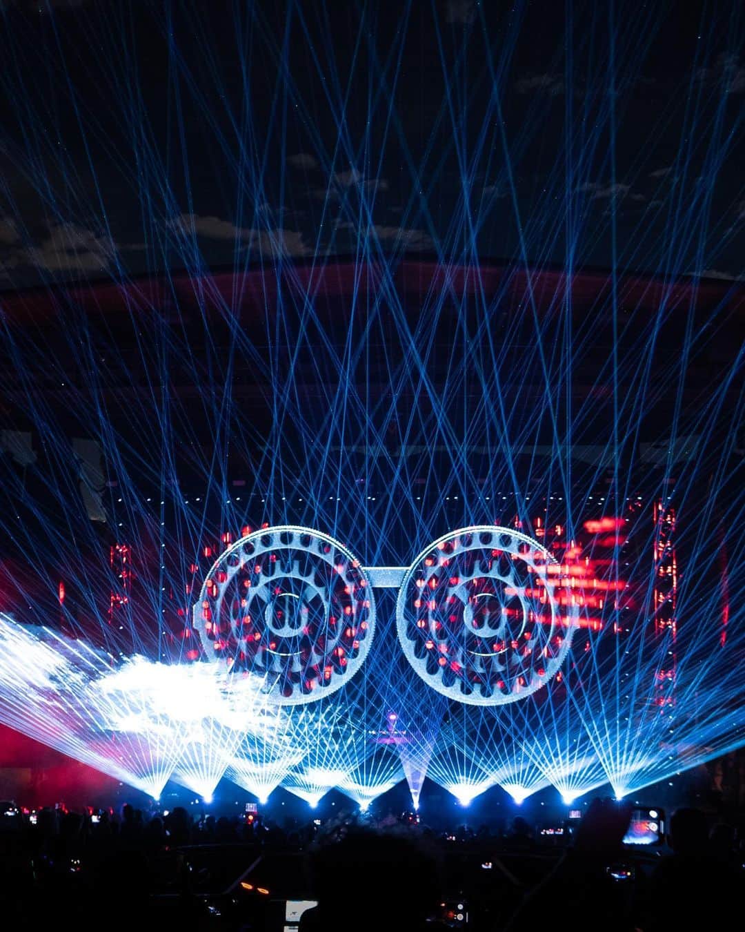REZZさんのインスタグラム写真 - (REZZInstagram)「REZZ ROCKS NIGHT 1 ️ thank you all ...