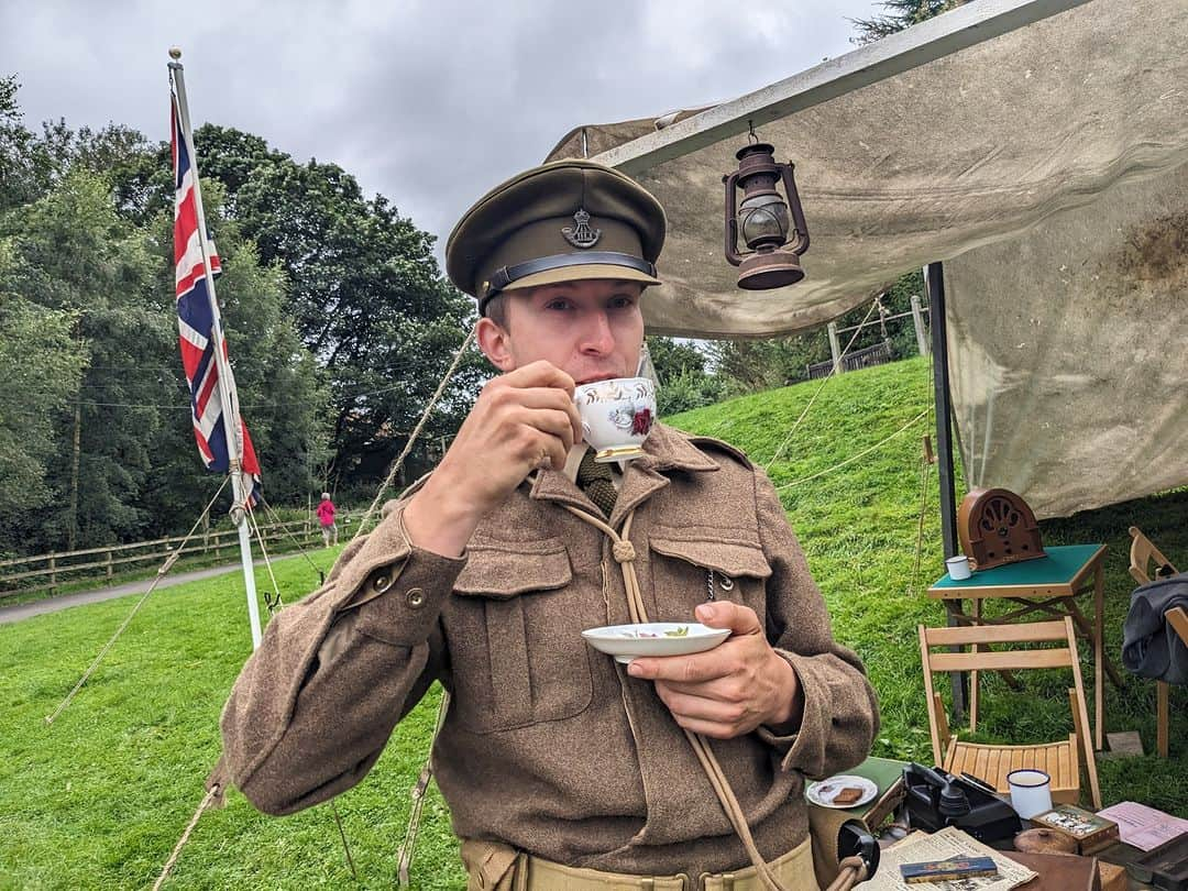 ベーミッシュ美術館のインスタグラム：「We've been making memories during day 2 of our Dig for Victory event! Why not join us over the weekend? This exciting event is free to Unlimited Pass holders and Friends of Beamish Members!  #DigForVictory #1940s #WWII #1940sCostumes #1940sVehicles #VintageVehicles #Museum #CountyDurham」