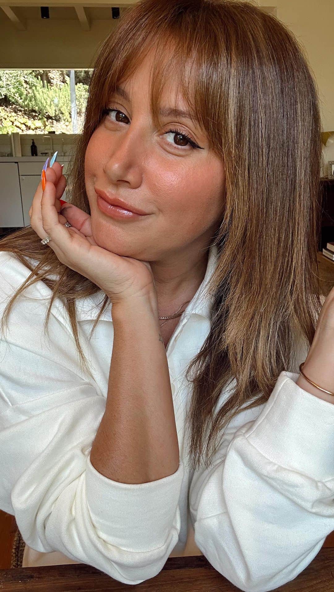 アシュレイ・ティスデイルのインスタグラム：「strawberry girl 🍓❤️」