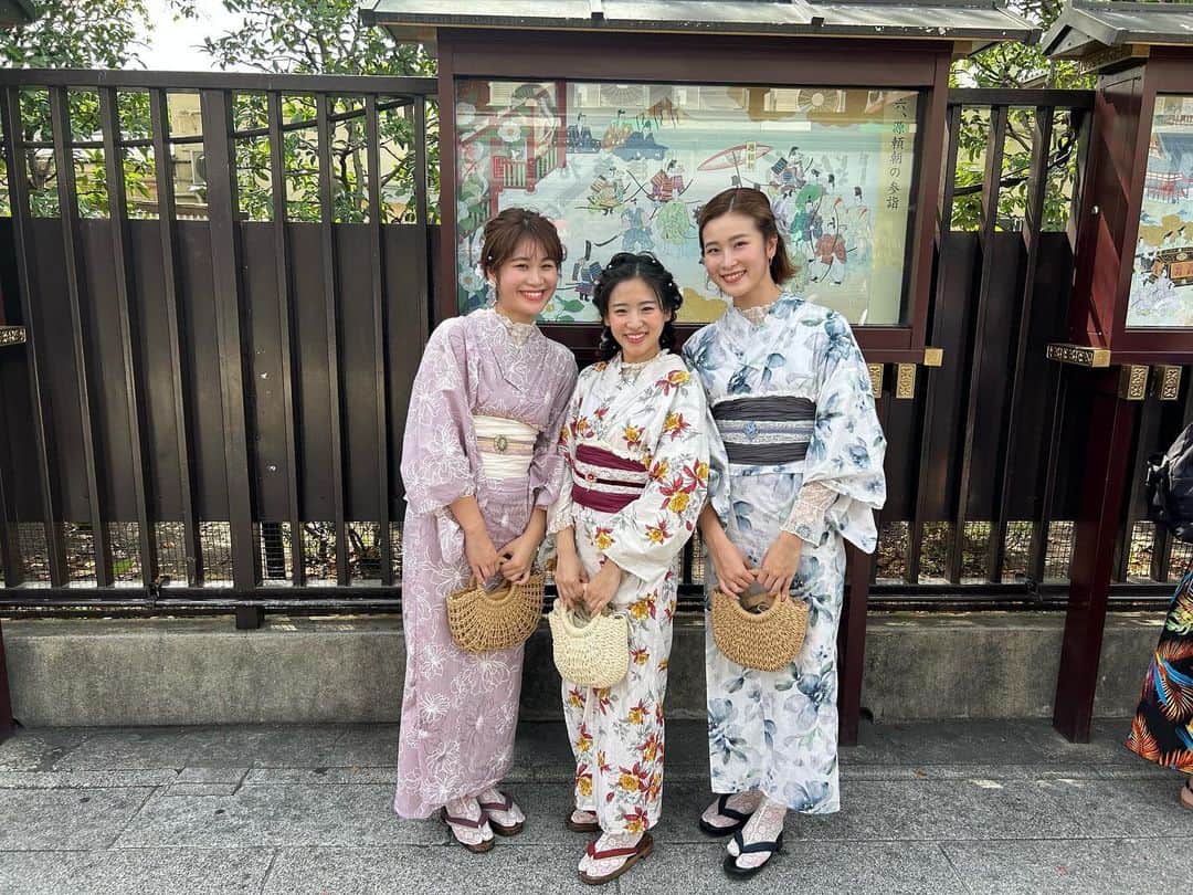 仲川遥香さんのインスタグラム写真 - (仲川遥香Instagram)「三姉妹🩷💛🩵  👘 … @village_tokyo   #indonesia #jakarta #sister #ジャカルタ生活 #一時帰国 #浅草 #レンタル着物 #レンタル着物浅草 #着物 #夏」9月1日 16時38分 - haruuuu_chan