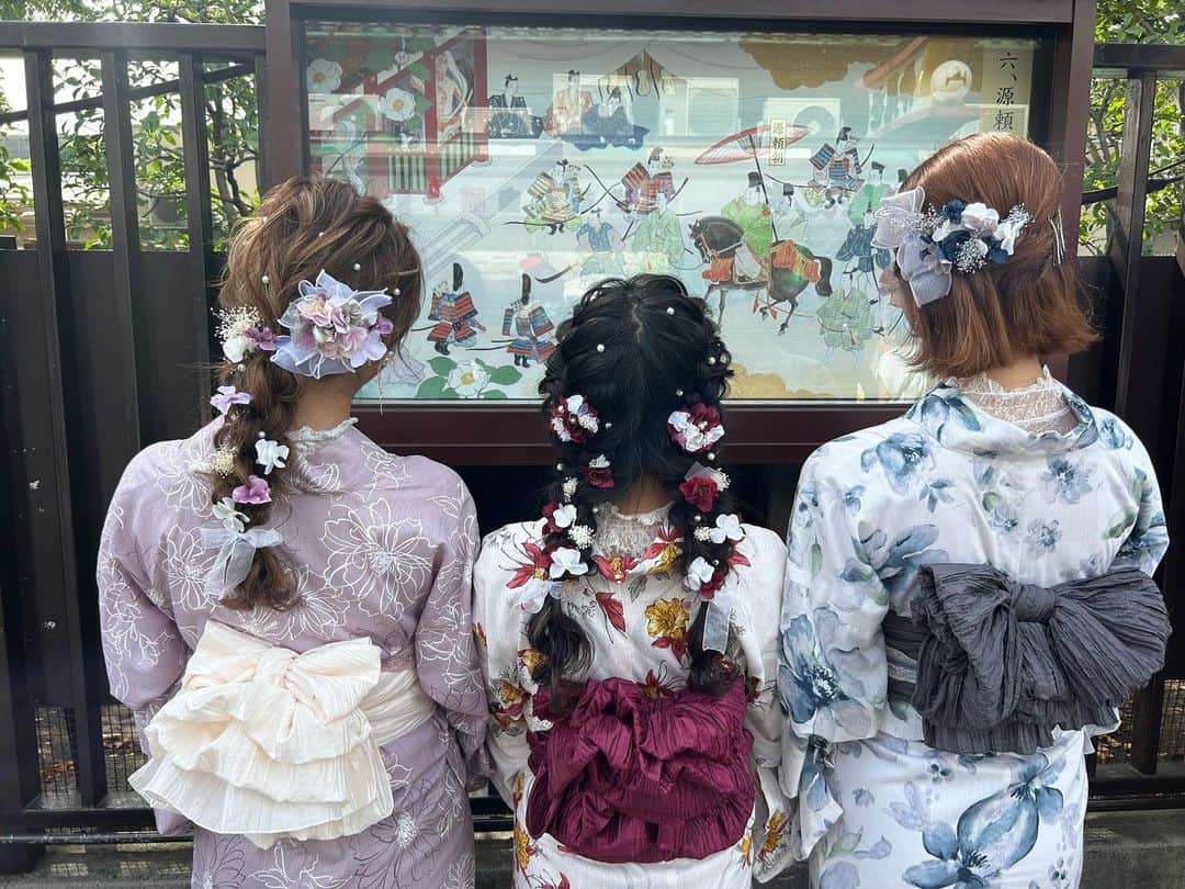 仲川遥香のインスタグラム：「三姉妹🩷💛🩵  👘 … @village_tokyo   #indonesia #jakarta #sister #ジャカルタ生活 #一時帰国 #浅草 #レンタル着物 #レンタル着物浅草 #着物 #夏」
