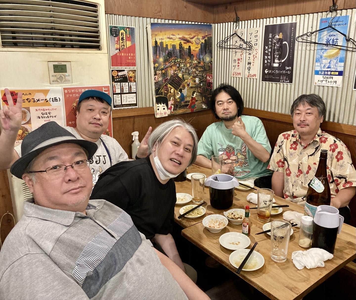 堀込泰行のインスタグラム：「. しこたま呑んだ🍻」
