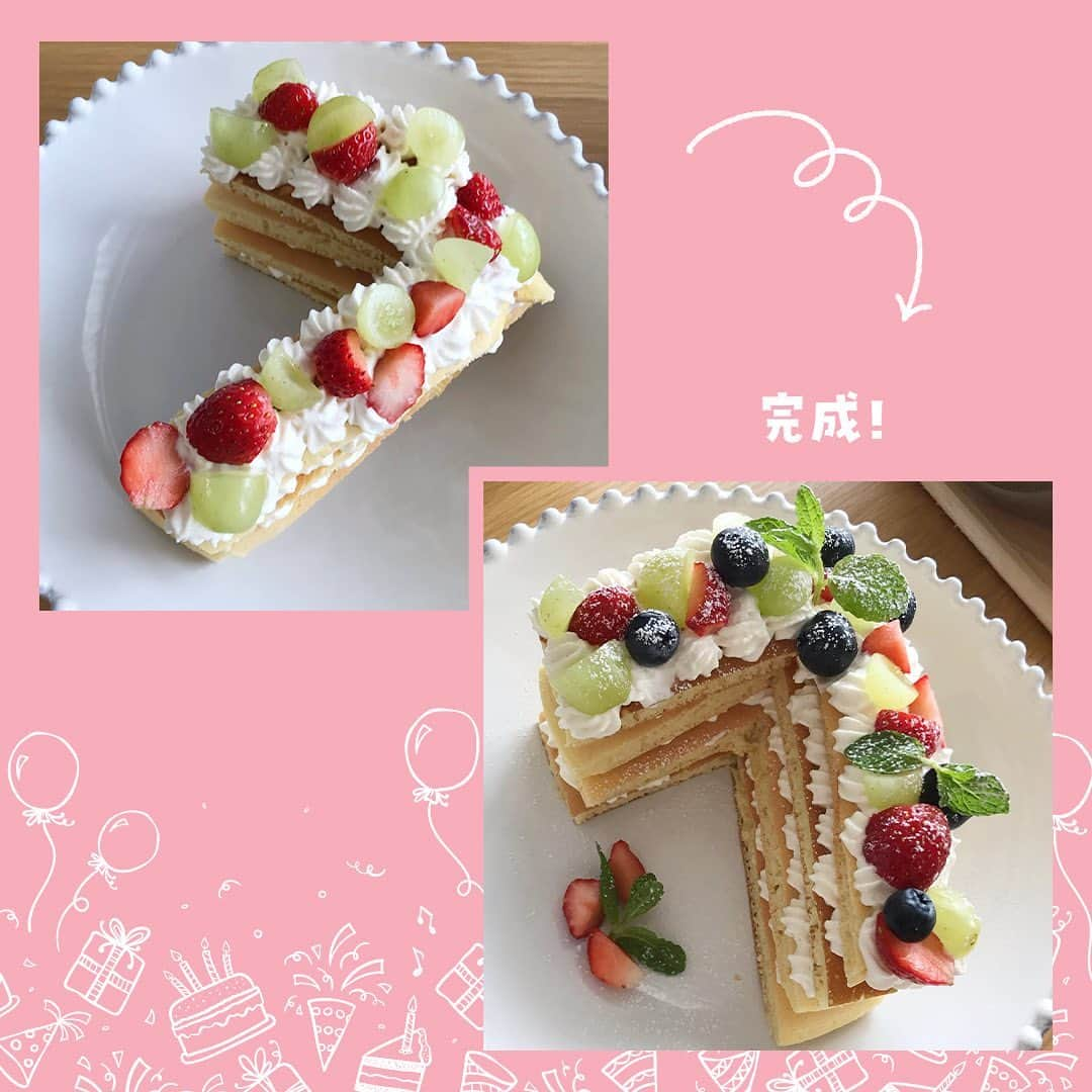 otowa (フォトワ)さんのインスタグラム写真 - (otowa (フォトワ)Instagram)「【このケーキ知ってる！という方は🍰（ケーキ）で教えて下さい♪】  @fotowa.jp　←他の誕生日投稿はこちら！ ・ この写真のケーキ、ナンバーケーキというのですが 皆さまご存じですか？👀 ・ 写真映えもする💖丸ではなく数字を模したケーキです✨ ・ ちょっと難しそうに見えますが、 実はこのナンバーケーキ簡単に作れちゃうんです♪ 今日はそんな作り方をまとめました😊 ・ 既製品のスポンジやバームクーヘンを使っても 作れるみたいですよ！ 既製品を使って飾るだけなら、おうちでも 簡単にマネできそうですね😍 ぜひ保存して作ってみてください❤ ⁡ 素敵な投稿をリポストさせていただき、ありがとうございました✨⁠ ⁡ @cicaharu @teddybaby.m ⁡ --------------------------------------------------- ⁡ 「fotowa」はお子さまやご家族の記念写真を全国どこでも出張で撮影するサービスです🌟 ⁡  公式Instagramアカウントでは、子ども・家族撮影に関する様々なお役立ち情報を 発信しています！ みなさまが撮影したお子さまのお気に入りのお写真は 「 #子育てグラマー 」をつけて投稿してくださいね📷  ⁡ ご質問・お問い合わせはfotowa公式サイトからお願いします ✍🏻 ⁡ --------------------------------------------------- ⁡ #fotowa #フォトワ #出張撮影 #バースデーケーキ #ケーキ #ショートケーキ #フルーツケーキ #ナンバーケーキ #写真映え #バースデーパーティー #バースデーフォト #バースデー飾り付け #バースデー準備 #1歳誕生日ケーキ #1歳誕生日 #誕生日フォト #1歳誕生日準備 #ハースバースデー #ハーフバースデー準備 #誕生日ケーキ #誕生日ケーキ手作り #おうちフォト #手作りケーキ #バースデーサプライズ #子供の誕生日 #手作りバースデーケーキ #サプライズケーキ #レシピ」9月4日 21時10分 - fotowa.jp