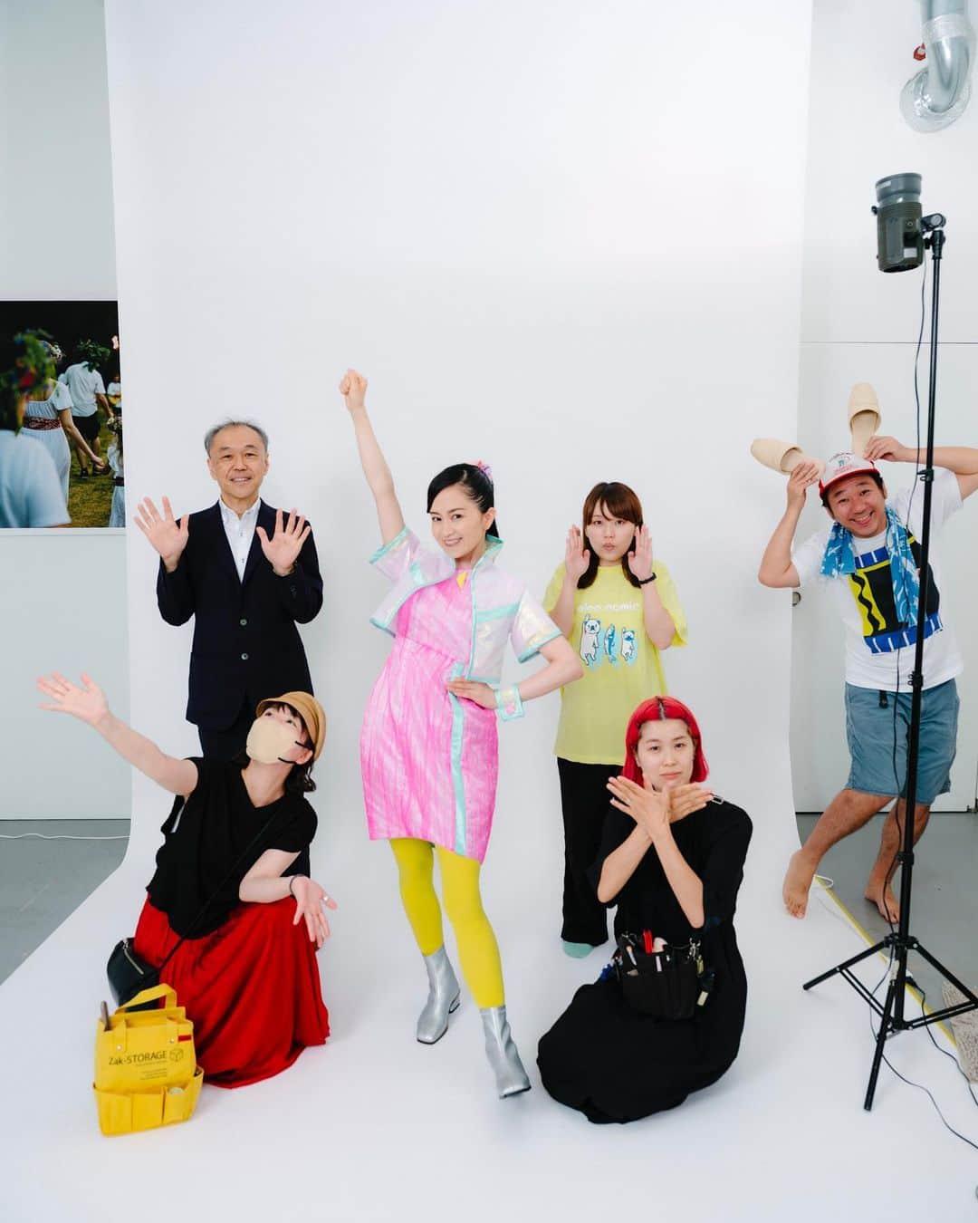 岡田ひとみ（ねんドル）のインスタグラム：「新衣装でまたお会いしましょう！  #ねんドル #ねんドル岡田ひとみ #おねんどお姉さん #nendol #costume #hitomiokada」