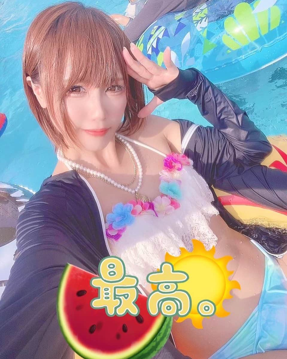 杉絵里香のインスタグラム：「🍧🍉🏖️🌻☀️  #夏してきた人  🍧🍉🏖️🌻☀️ . . #夏 #summer  #サマーランド #プール #水着  #夏女  #夏生まれ  #8月生まれ  #杉絵里香」