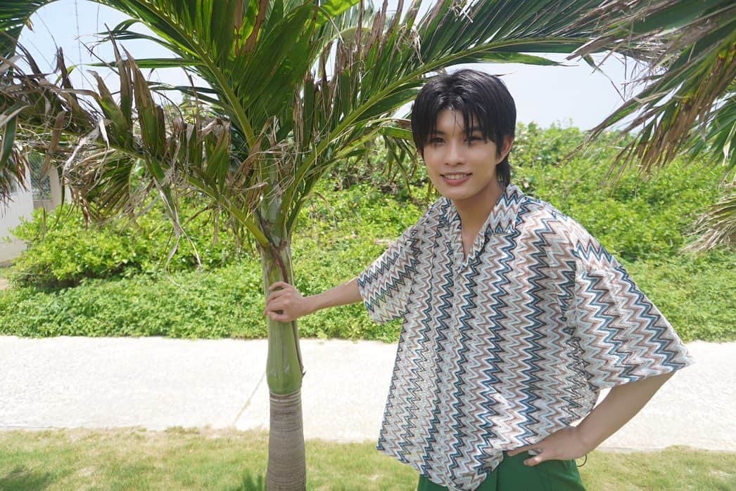 のインスタグラム：「9月に入ったねー！ 今年もあと4ヶ月しかない早い… 今年の夏は夏らしいこと出来ました✌️  少しずつ涼しくなってくるかな、 残暑残暑かな、 秋が一番好きなんだけど最近短いからなぁ🍁🍂 二季折々の日本。四季まで戻ってきてー」