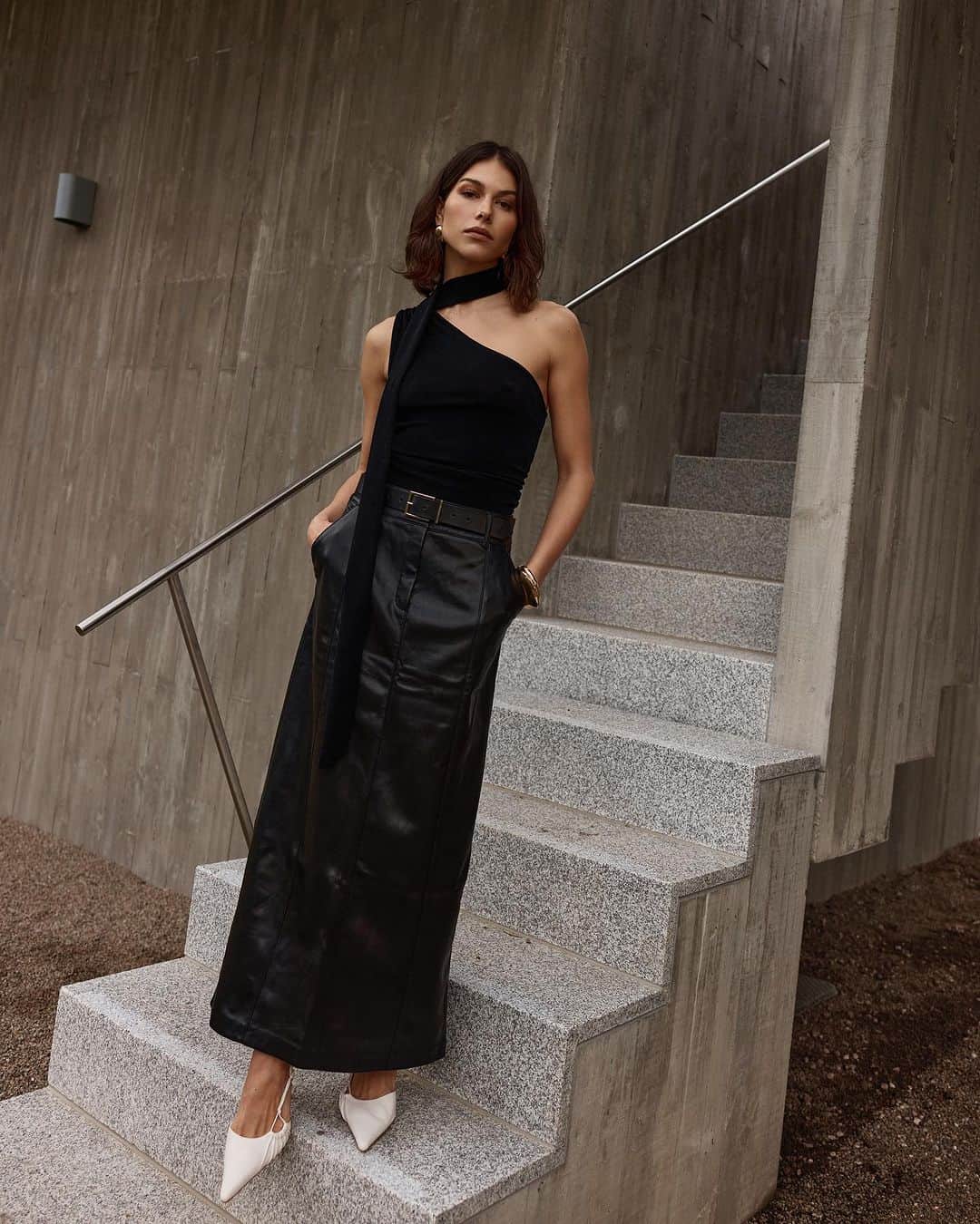 KOOKAI のインスタグラム：「Fresh in Phoenix •• Shop the Phoenix Midi Skirt, new to boutiques and online #kookai」