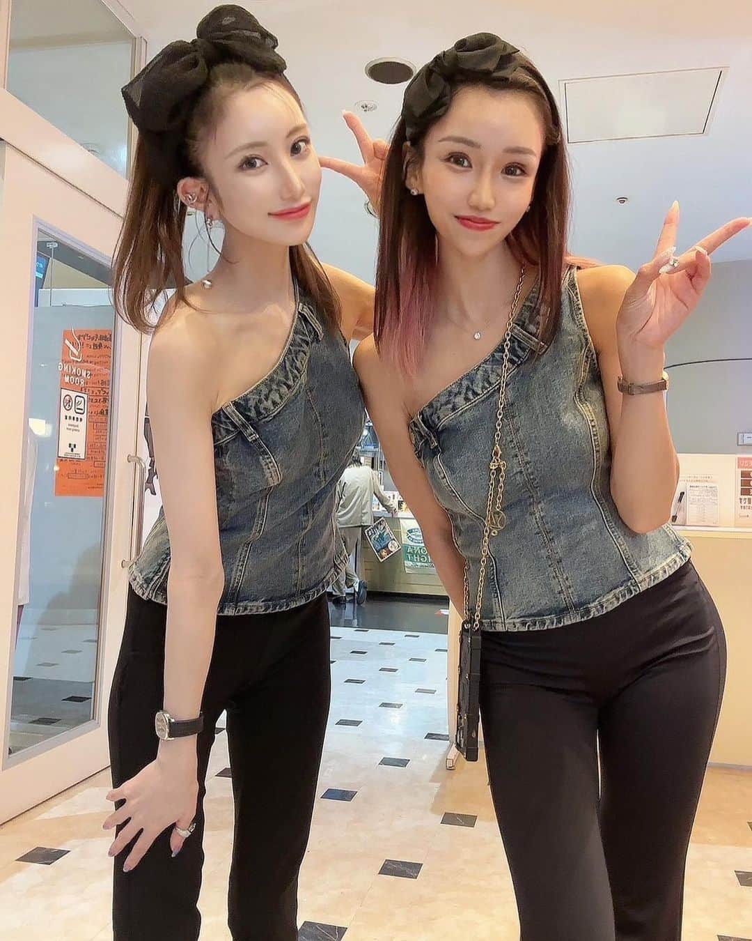 yu-yu.（友癒）のインスタグラム：「. 月に一度のお楽しみ👯‍♀️ だった日🩵  てもう9月やん🥹」