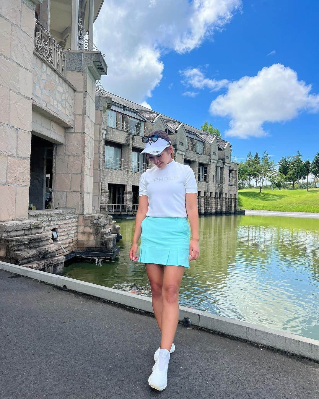 MINAMIさんのインスタグラム写真 - (MINAMIInstagram)「@uphold_golf82 🤍 新しいウェアを着てみました😚✨ 着心地めちゃくちゃ良かったです🥰❤️  シューズは #サヨナラクツヒモ 🤍 .  #ゴルフ #ゴルフ女子 #ゴルフ男子 #スポーツ女子 # #golf #golfing #golfer #golfwear #ゴルフウェア #ゴルフコーデ #YouTube #골프 #골프여자 #高尔夫  #instagolf #ゴルフ好きな人と繋がりたい」9月1日 18時32分 - minamii_golf