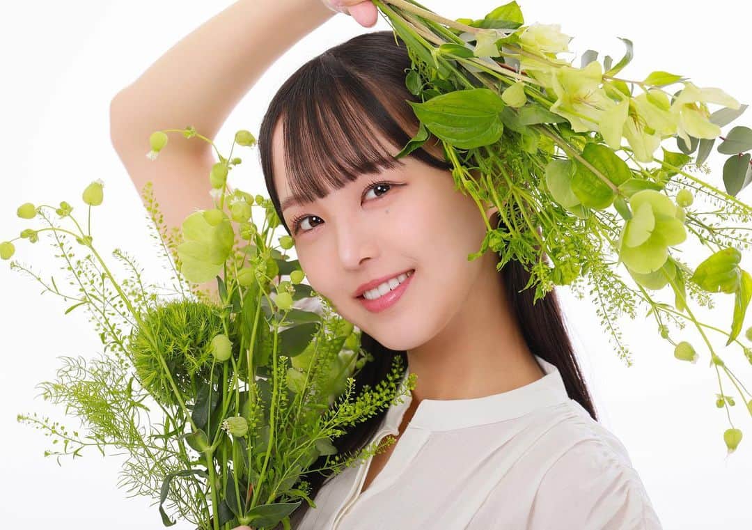 STU48のインスタグラム：「. 個人ファンクラブがスタート✨ 【第一弾メンバー 福田朱里】   メンバーひとり一人が今より成長するために、 ファンの皆さんの期待に応えるために、 STU48は、メンバーの個人ファンクラブを スタートいたします！   ――――――――――― 気になる方は投稿に 「あかりん」または「ふくちゃん」 を含めたコメントを送信💬   DMに詳細をお送りいたします💌   応援メッセージなども大歓迎ですので、 皆様のコメントお待ちしております💕 ―――――――――――   #STU48 #福田朱里」