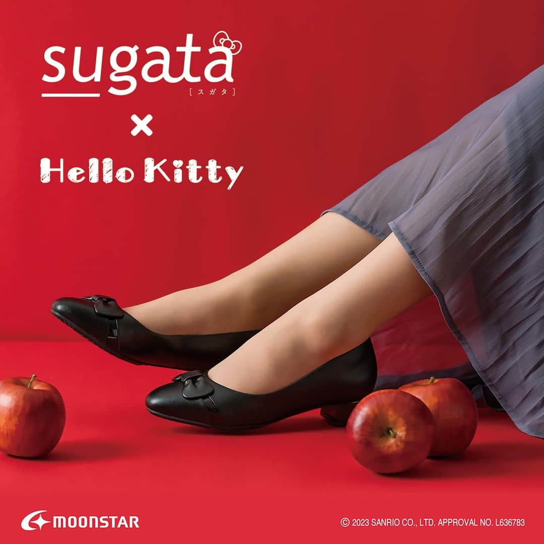 sugataのインスタグラム：「【sugata × Hello Kitty】 オフィス使いには、きちんと感があるブラックがおすすめ。3cmのローヒールで、歩きやすいです。 . ✼••┈┈┈••✼••┈┈┈••✼ MS SGTS703 ブラック . SIZE : 22.0-26.0(1E) PRICE : ¥7,590（税込） ✼••┈┈┈••✼••┈┈┈••✼ . @sugata_jp  #moonstarsugata . #moonstar #sugata #ムーンスター #スガタ #パンプス #歩きやすいパンプス #走れるパンプス #履き心地 #小さいサイズの靴 #大きいサイズの靴 #26cm #HelloKitty #キティ #キティラーさんと繋がりたい」