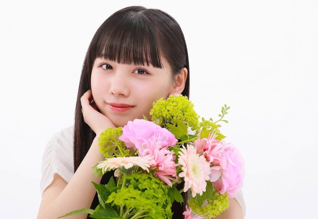 STU48のインスタグラム：「. 個人ファンクラブがスタート✨ 【第二弾メンバー 立仙百佳】   メンバーひとり一人が今より成長するために、 ファンの皆さんの期待に応えるために、 STU48は、メンバーの個人ファンクラブを スタートいたします！   ――――――――――― 気になる方は投稿に 「ももちゃん」または「こもも」 を含めたコメントを送信💬   DMに詳細をお送りいたします💌   応援メッセージなども大歓迎ですので、 皆様のコメントお待ちしております💕 ―――――――――――   #STU48 #立仙百佳」