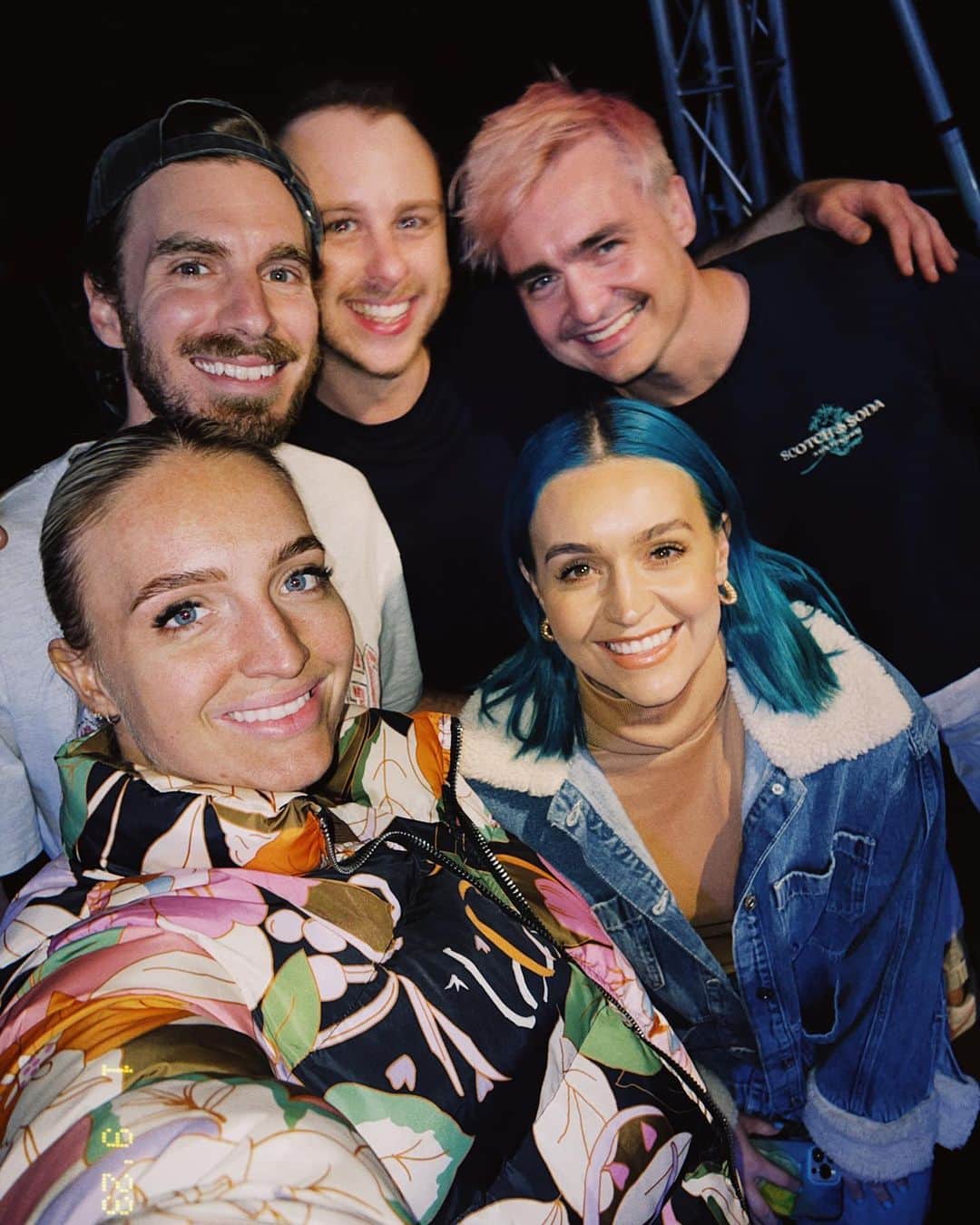 シェパードのインスタグラム：「We just finished sound checking for @redfest23 and we are pumped! See y’all there 🫶🏼」