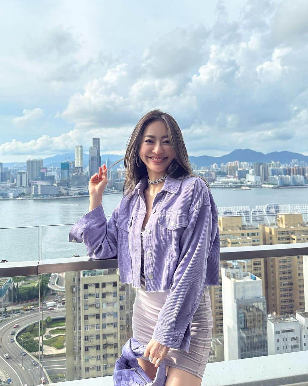 松岡李那のインスタグラム：「はーやく天気になーれ💜 希望天氣盡快轉好 ☀️」