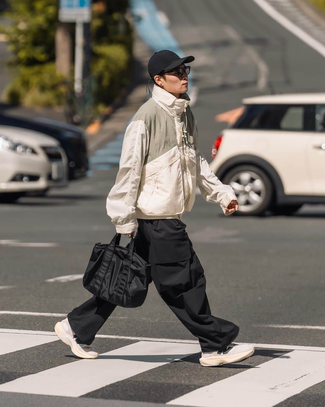 Ryoさんのインスタグラム写真 - (RyoInstagram)「Today's outfit 🚶 　 jacket : @daiwapier39_official  pants : @the_clesste  shoes : @newbalancelifestyle  eyewear : @yuichi_toyama_official  bag : @the_clesste   ㅤㅤㅤㅤㅤㅤㅤㅤㅤㅤㅤㅤㅤ #daiwapier39 #clesste #newbalance」9月1日 19時18分 - ryo__takashima