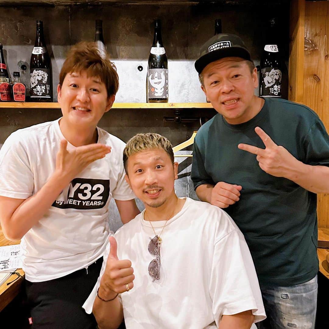 むらせさんのインスタグラム写真 - (むらせInstagram)「元WBC世界王者の粟生隆寛さんと！🥊古賀さんとボクサータイプの違いで盛り上がる^ ^ #粟生隆寛 #古賀シュウ #むらせ #ここ数年で格闘技どハマり🏆 #sy32」9月1日 19時39分 - murase_yuichi