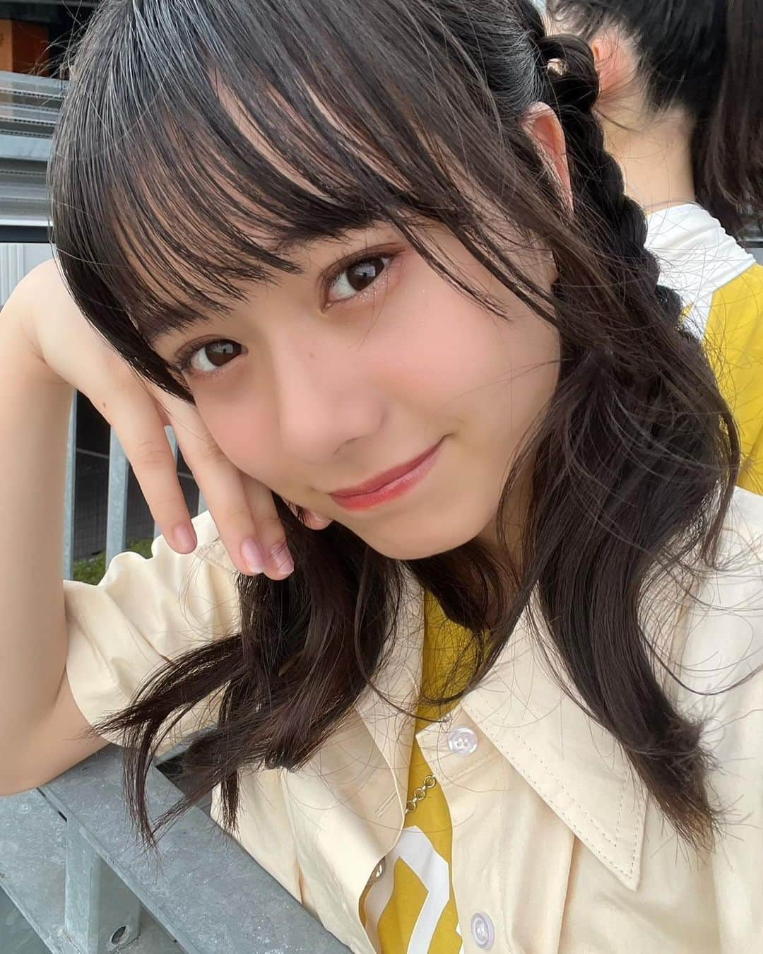 仲村悠菜さんのインスタグラム写真 - (仲村悠菜Instagram)「💛💛💛 めずらしい衣装にめずらしい髪型  #私立恵比寿中学　#エビ中　#仲村悠菜　#fjk #07 #アイドル #yellow #ヘアアレンジ」9月1日 19時53分 - nakamura_yuna_official