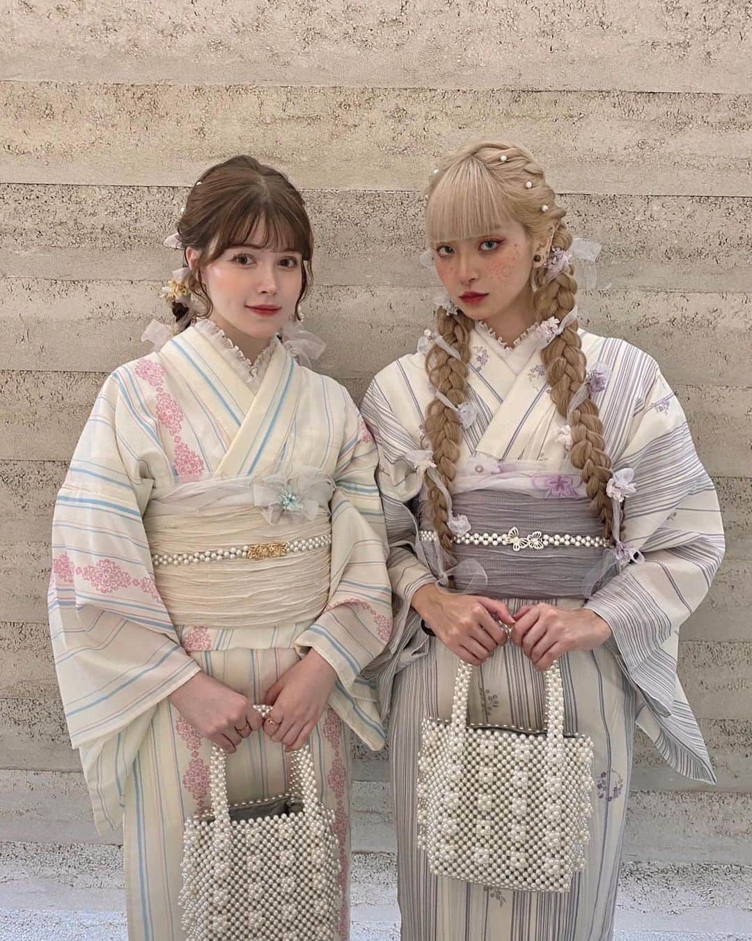 織田エリカさんのインスタグラム写真 - (織田エリカInstagram)「𝕡𝕒𝕤𝕥𝕖𝕝 𝕜𝕚𝕞𝕠𝕟𝕠🍬🍧🍡  𓂃  @kanowafuku さんで浴衣をレンタルしたよ🎐 最近浴衣を着る機会が沢山あって嬉しい👘  ストライプ柄でミサちゃんと合わせた🤍 お菓子みたいに可愛いパステルカラーで テンション上がった🍧💕  𓂃  #pr #asakusa #kyoto #kimono #kimonostyle #yukata #hairstyle #frenchgirl #vintage #vintagegirl #vintagestyle #花乃和風 #浅草 #浅草グルメ #浅草食べ歩き #浅草着物 #浅草着物レンタル #着物 #浴衣 #浴衣レンタル #和服 #着物レンタル #着物ヘア #レース着物 #パステル #ヴィンテージ #ヴィンテージガーリー #ヴィンテージライク #フレンチガーリー #淡色女子」9月1日 19時53分 - _erika0819