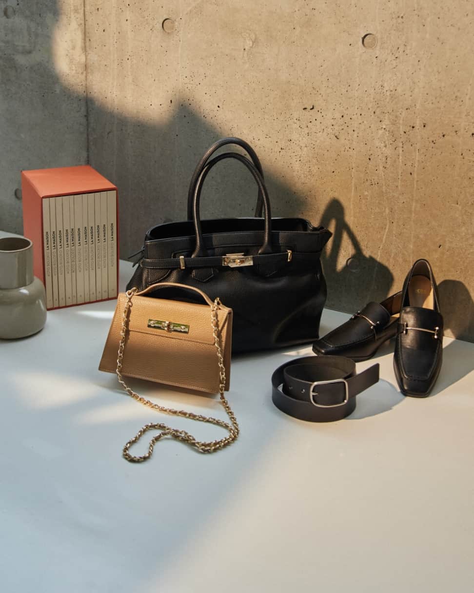 PAL CLOSET(パルクローゼット)さんのインスタグラム写真 - (PAL CLOSET(パルクローゼット)Instagram)「【保存すると、いつでも秋小物特集が見返せます👏】  ファッションの秋にまず更新すべきは、 シーズンムードを盛り上げてくれる小物たち。  上質な素材で日常にフィットしつつ、持つだけでリッチな気分になれるアイテムが勢揃いしました！ この秋は、オトナに似合う小物で心を躍らせてみて❣  ‐オトナCLOSETとは‐ オトナCLOSETとはPAL CLOSETが提案する、ワンランク上の大人女性のための厳選企画。 大人だからこそ。いいモノを長く愛したい。そんな女性に贈る、洗練されたアイテムやおすすめのコーディネートをお届けいたします。  #パルクロ #パルクローゼット #palcloset #骨格ウェーブ #骨格ストレート #骨格ナチュラル #骨スト #骨ウェブ #骨ナチュ #垢抜け #垢抜けコーデ #体型カバー #トレンド #トレンドアイテム #秋コーデ #お仕事コーデ #ブーツ #ロングブーツ #ジャケット #大人カジュアル #大人デート服 #ミュール #秋ブーツ」9月1日 20時00分 - palcloset_onlinestore