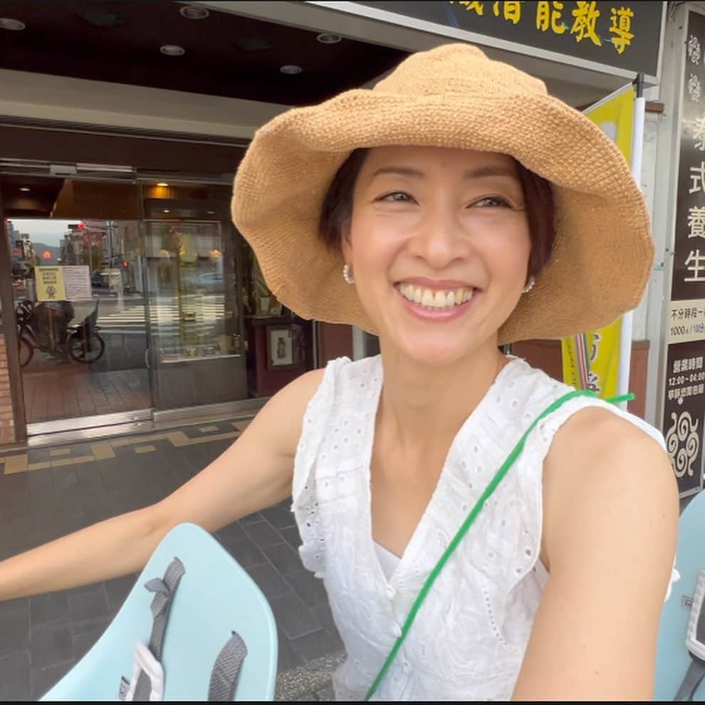 北川弘美さんのインスタグラム写真 - (北川弘美Instagram)「北川弘美YouTube配信しました！  【埋線】披露體重!!因為聽不懂中文而出現意外的發展？針ダイエット初挑戦！痛い??中国語聞き取れずパニック....【台湾】 https://youtu.be/raLCqaCG_q4  #北川弘美　＃日本人　#日本語　#台湾　#移住　#減肥  #部分痩せ　#埋線」9月1日 20時15分 - kitagawa_hiromi_official