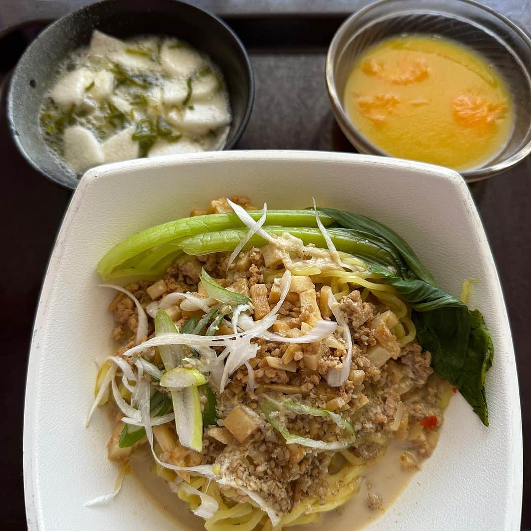 堀田祐美子さんのインスタグラム写真 - (堀田祐美子Instagram)「今日の3食。  お昼は坦々麺！！  凄く美味しかった！！  食べたかった麺！！  最高でした。  @yumiko_hotta  @t_hearts2020  #堀田祐美子 #yumikohotta  #prowrestling  #プロレス #womansprowrestling  #女子プロレス  #hearts82 #thearts  #病院食  #坦々麺」9月1日 20時21分 - yumiko_hotta