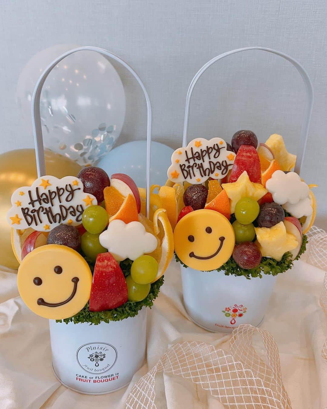 Fruit-bouquets.comのインスタグラム：「* いつもプレジールのInstagramを ご覧いただいている皆さまへ✨ 感謝の気持ちを込めて💞 * ５日間限定クーポンを プレゼント🎁✨  全商品・全サイズ 【10％OFF】  💐9月の誕生日や記念日に 💐敬老の日の贈り物に 💐残暑見舞いに  ↓クーポンコード↓ INSTACOUPON2308 （注文画面でご入力ください🙇‍♀️） * #フルーツブーケ #フルーツ好きと繋がりたい#バースデープレート #バースデーパーティー#お誕生日おめでとう #お取り寄せスイーツ#お取り寄せグルメ #出産祝い#内祝い#こどものいる暮らし#こどものおやつ #フルーツアレンジメント#フルーツカービング #バースデーケーキ#バースデーサプライズ#かわいいものが好き#パーティーコーデ」