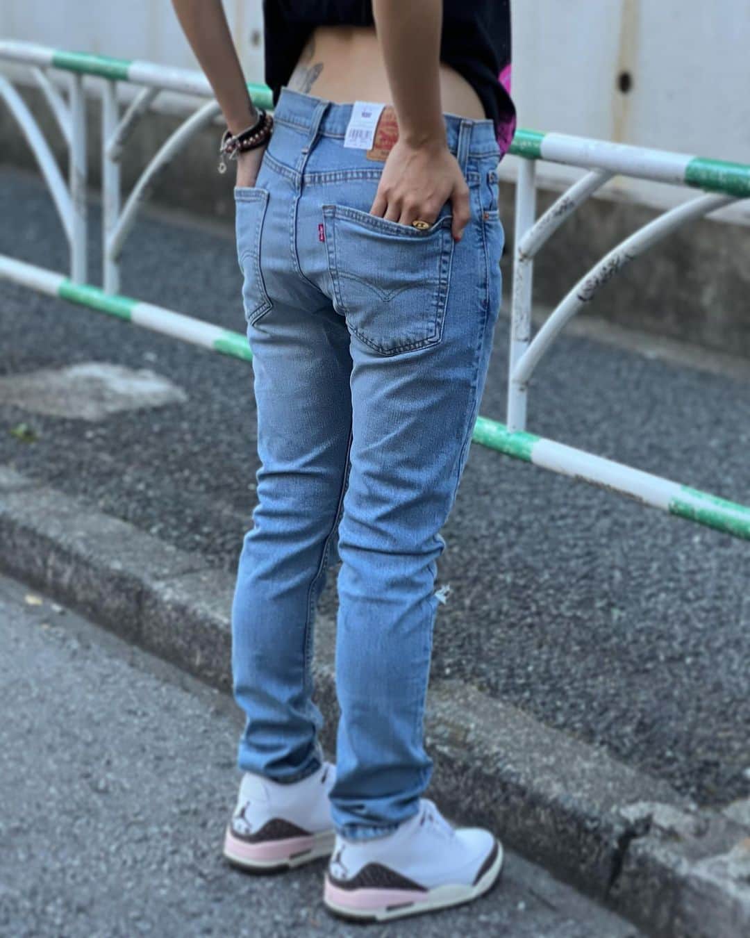 GROW AROUNDさんのインスタグラム写真 - (GROW AROUNDInstagram)「#growaroundnewarrivals   LEVI'S 510 SKINNY FIT JEANS   軽量で柔軟性が高く、履き心地の良いアイテムとなっております💁🏼‍♀️✨  オールシーズン重宝されるアイテムです✨  WEB UPも完了しております💻」9月1日 20時42分 - growaround