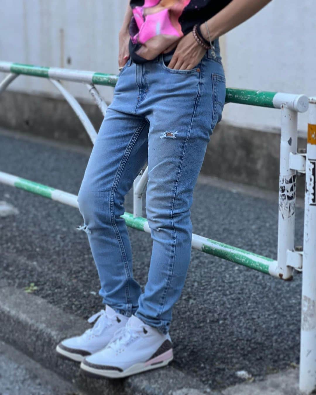 GROW AROUNDさんのインスタグラム写真 - (GROW AROUNDInstagram)「#growaroundnewarrivals   LEVI'S 510 SKINNY FIT JEANS   軽量で柔軟性が高く、履き心地の良いアイテムとなっております💁🏼‍♀️✨  オールシーズン重宝されるアイテムです✨  WEB UPも完了しております💻」9月1日 20時42分 - growaround