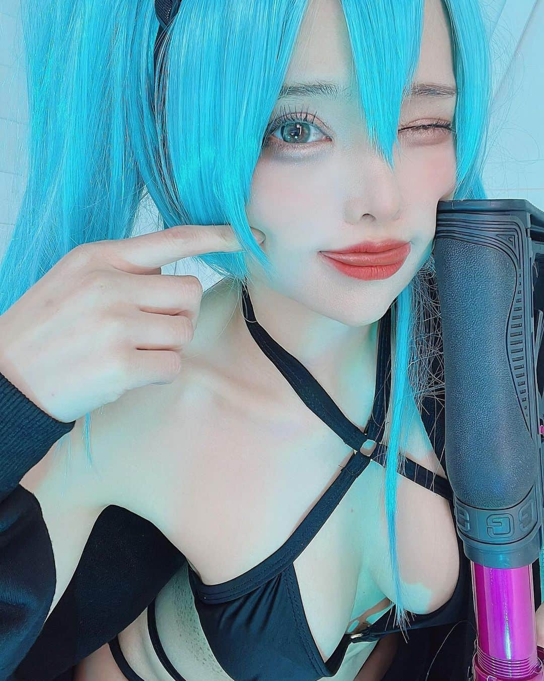 ゆかにゅんのインスタグラム：「#初音ミク生誕 すぎちゃた！  #costume #cosplay #コスプレ #コスプレイヤー #vocaloid #初音ミク #selfie #japanesemodel #ミク #selfiegirl #hatsunemiku #model #gallery #ポートレート #歌い手厨  #歌い手 #歌い手好きと繋がりたい  #YouTube #歌ってみた #作品撮り #vocaloidmiku  #歌い手厨と繋がりたい  #followme」