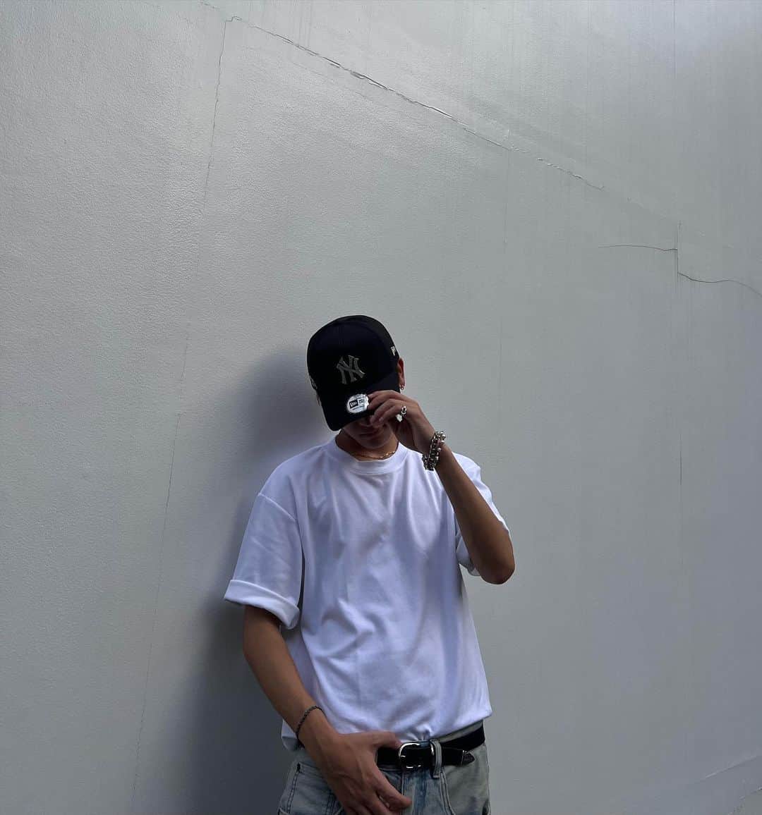 池田陸人さんのインスタグラム写真 - (池田陸人Instagram)「GARAGE VENTUNO N21 日本限定プロジェクト「GARAGE VENTUNO,は8月30日からN21xMLBxNEW ERA のトリプルコラボレーションによるキャップとハットのコレクションが登場します。  GARAGE VENTUNO POP-UP STORE  阪急うめだ本店 今日8月30日(水から9月5日（火） 場所:阪急うめだ本店1階 コトコトステージ#11   是非足を運んでみてください😆🧢  #N21xMLB #N21XMLBXNEWERA #GARAGEVENTUNO #N21 @numeroventuno」9月1日 20時35分 - rikuto__1231