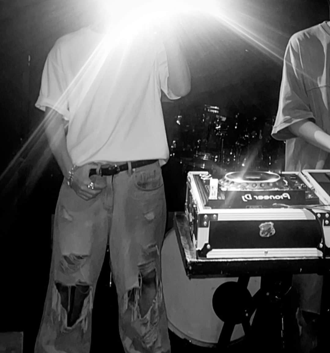 池田陸人さんのインスタグラム写真 - (池田陸人Instagram)「GARAGE VENTUNO N21 日本限定プロジェクト「GARAGE VENTUNO,は8月30日からN21xMLBxNEW ERA のトリプルコラボレーションによるキャップとハットのコレクションが登場します。  GARAGE VENTUNO POP-UP STORE  阪急うめだ本店 今日8月30日(水から9月5日（火） 場所:阪急うめだ本店1階 コトコトステージ#11   是非足を運んでみてください😆🧢  #N21xMLB #N21XMLBXNEWERA #GARAGEVENTUNO #N21 @numeroventuno」9月1日 20時35分 - rikuto__1231