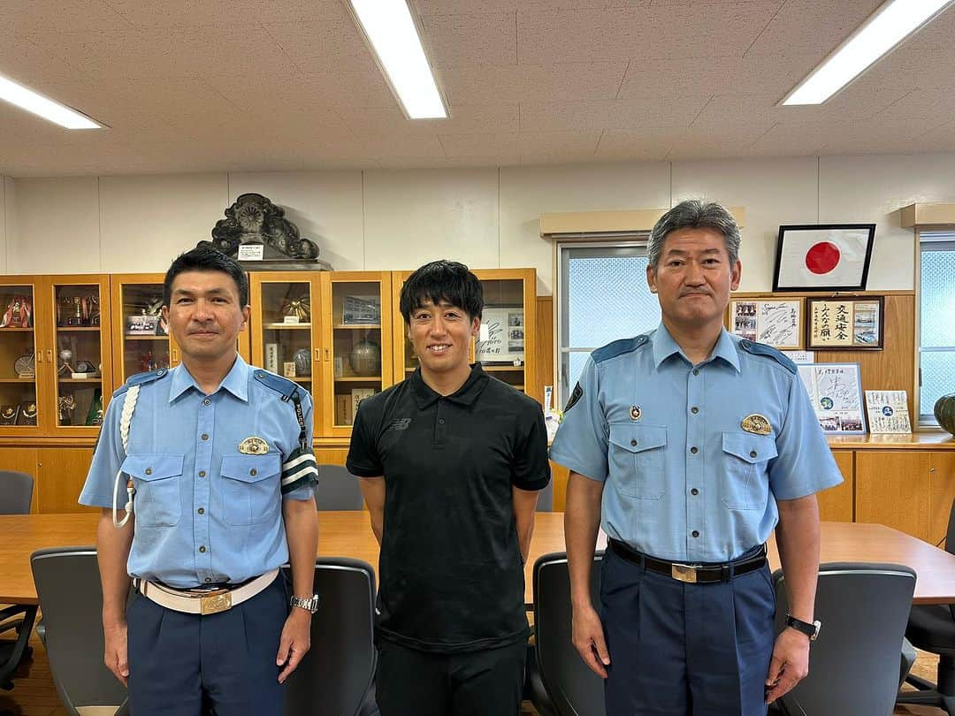 高橋義希さんのインスタグラム写真 - (高橋義希Instagram)「鳥栖警察署  秋の交通安全運動2023 9/21〜9/30  いつも地域の安全をありがとうございます。  #鳥栖警察署 #秋の交通安全運動  #サガブループロジェクト  #sagablueproject #アンバサダー #サガンリレーションズオフィサー」9月1日 20時37分 - yoshikitakahashi14