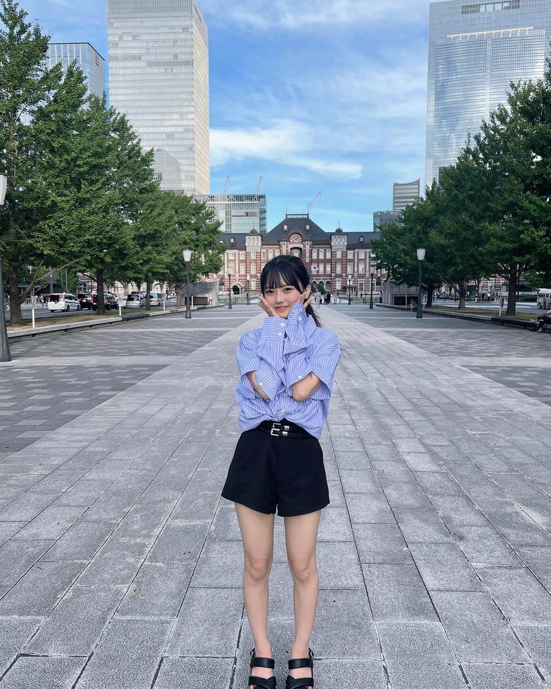 みつきなんだよねのインスタグラム：「東京駅初めてよく見たけどめっちゃオシャレ🏰✨️」