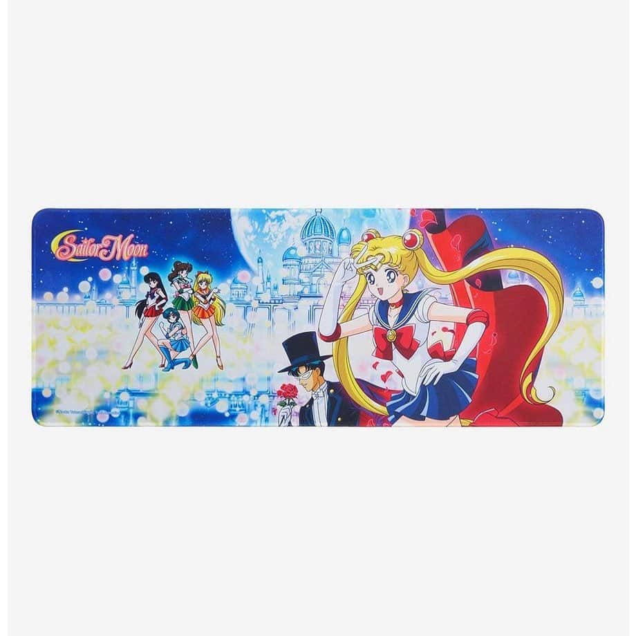 Sailor Moonさんのインスタグラム写真 - (Sailor MoonInstagram)「✨🌙 I like this Sailor Moon desk mat from @boxlunchgifts better than the other one! So classic!! 🌙✨  #sailormoon #セーラームーン #computer」9月1日 20時45分 - sailormoon_sc