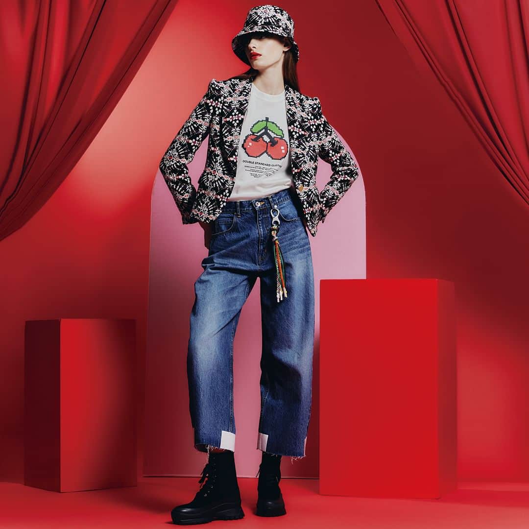 Double Standard Clothingのインスタグラム：「. NEW ARRIVAL 2023 AW COLLECTION  [OUTER] DSC / ジャガードコンパクトジャケット price. 63,800円(税込) color. ミックス size. 36 / 38  [TOPS] DSC / ピクセルドットチェリーTシャツ price. 11,000円(税込) color. オフ / テラコッタ / チャコール size. F  [BOTTOMS] DSC / エナメルドッキングデニムパンツ price. 42,900円(税込) color. ブルー size. 36 / 38  ------------------------------------------ #doublestandardclothing #tokyo #DSC #sov #nightstore #fashion #ootd #2023AW」