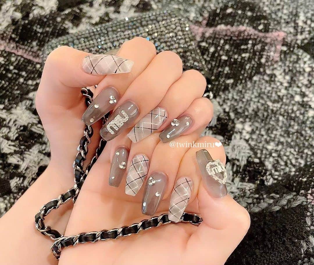 のインスタグラム：「透け感がかわいい🥺🖤🖤 ⁡ ⁡」