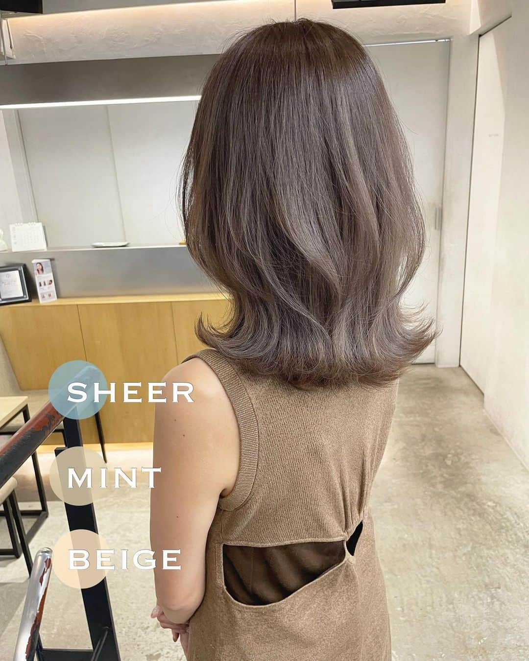 吉田達弥のインスタグラム：「- sheer mint beige - 赤みのない透明感が綺麗なベージュカラーです🍃 ⁡ - menu - cut + secret highlight + premium color + rich treatment ⁡ #カット #カラー #レイヤーカット」