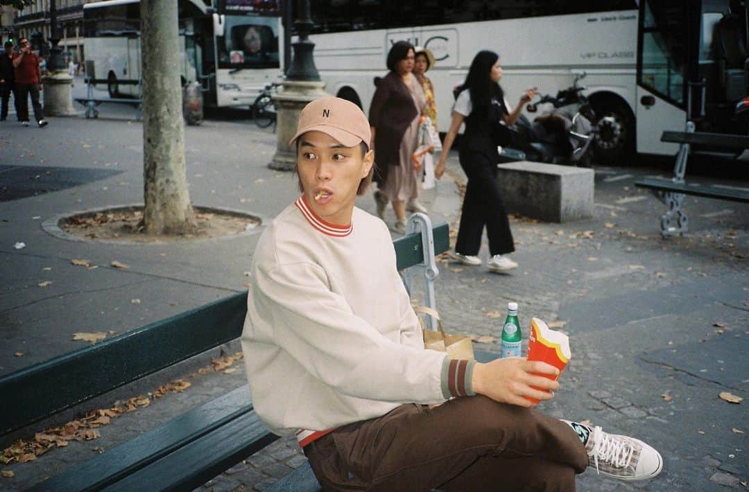 鈴木伸之のインスタグラム：「. きょうから9月🗓️ 学校なども始まりますが、 自由気ままに行きましょ〜🐈」