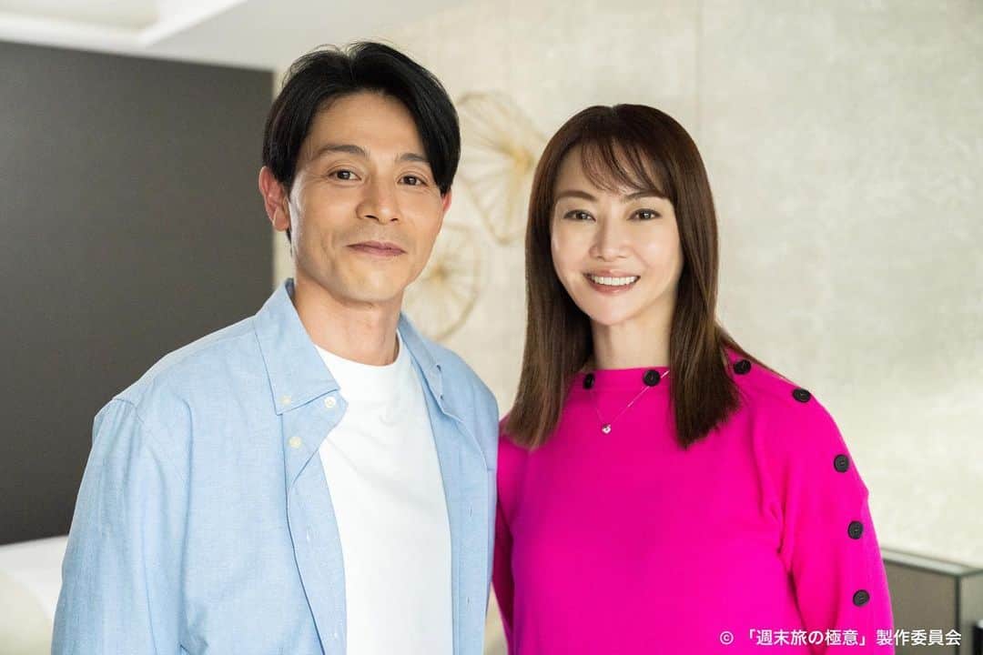 週末旅の極意〜夫婦ってそんな簡単じゃないもの〜さんのインスタグラム写真 - (週末旅の極意〜夫婦ってそんな簡単じゃないもの〜Instagram)「まだまだあります！ 最終話off📸  U-NEXT、Amazon Prime Videoでは全話配信中です✨  U-NEXT ⏩ https://video.unext.jp/title/SID0090005  Amazon Prime Video ⏩ amazon.co.jp/dp/B0C93YJCC9  #週末旅の極意  #観月ありさ #吉沢悠」9月1日 21時06分 - tx_shumatsutabi