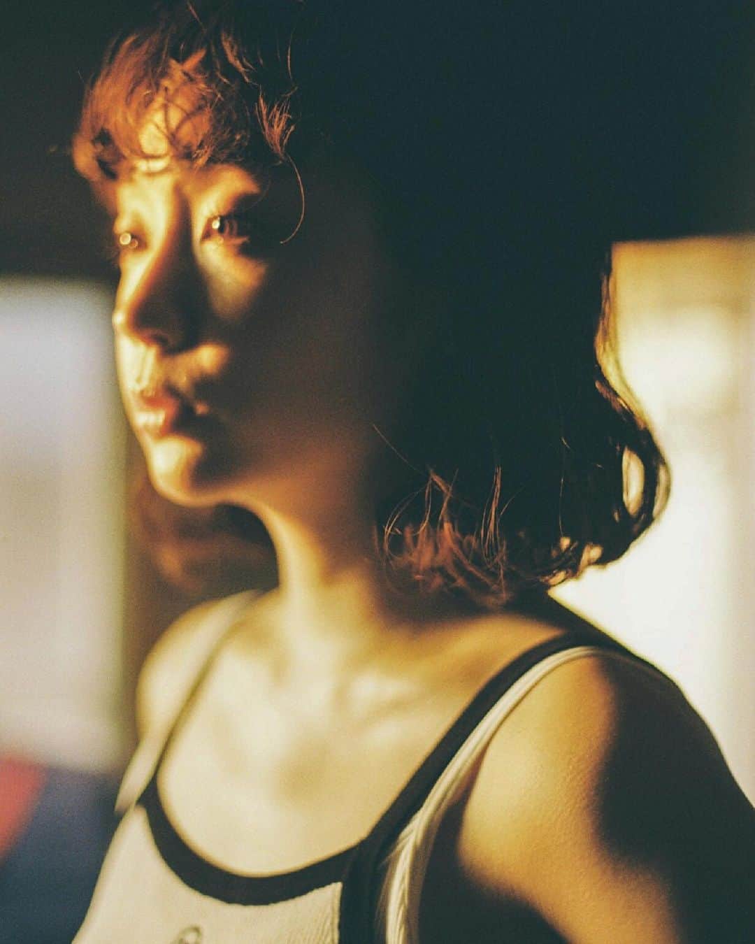 清水くるみさんのインスタグラム写真 - (清水くるみInstagram)「🌕🌖🌗🌘🌑 photographer @sara_photo_912 hair&makeup @chikamathuge  producer @bamio_dayo」9月1日 21時07分 - kurumi_shimizu