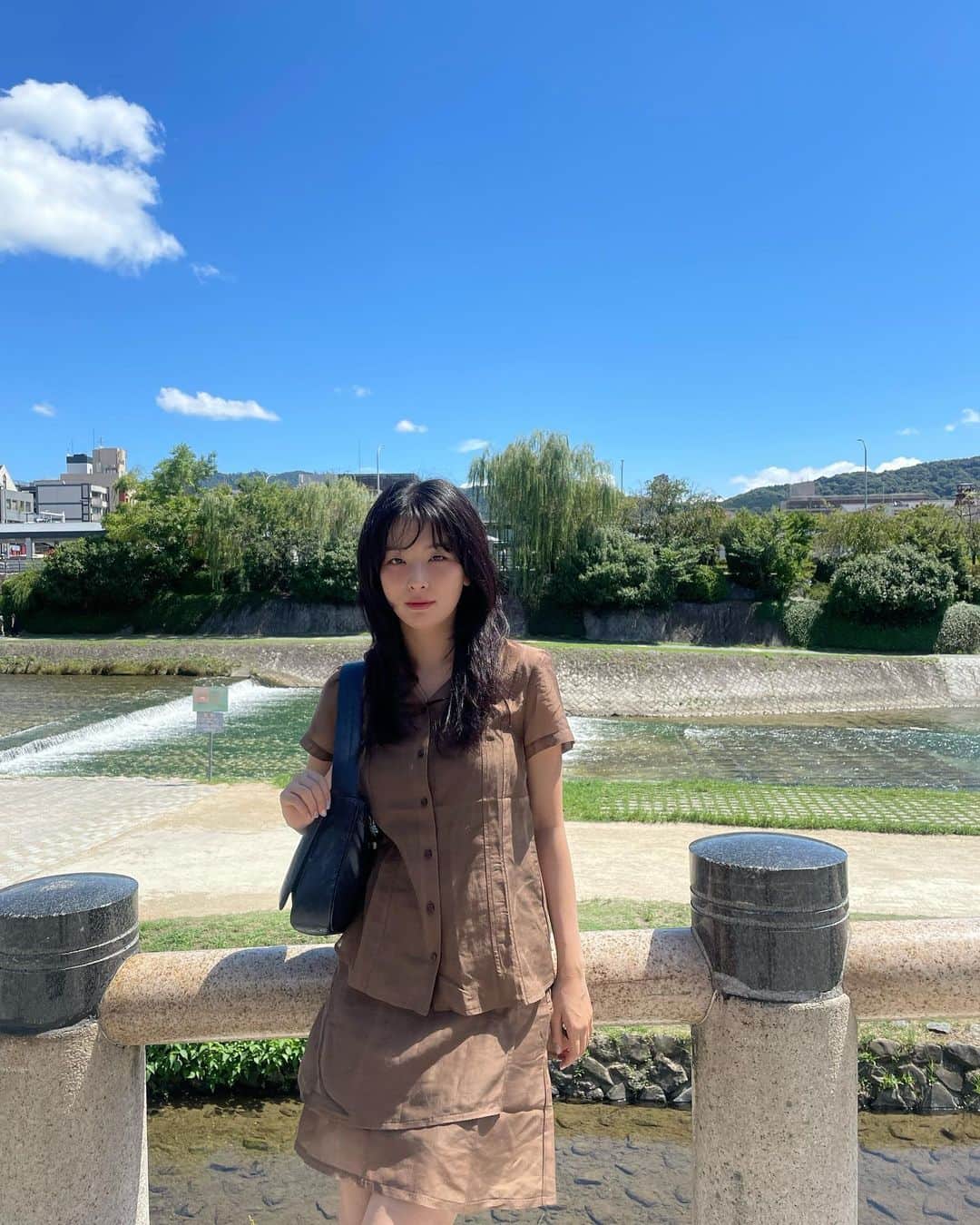 のインスタグラム：「날은 좋았지만 땀으로 샤워했다 💦」