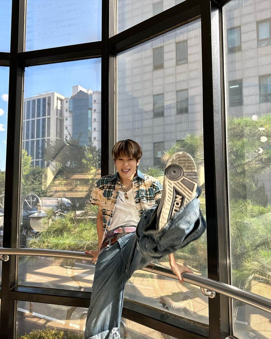 ジェヒョンさんのインスタグラム写真 - (ジェヒョンInstagram)「windowmill」9月1日 21時22分 - _jeongjaehyun
