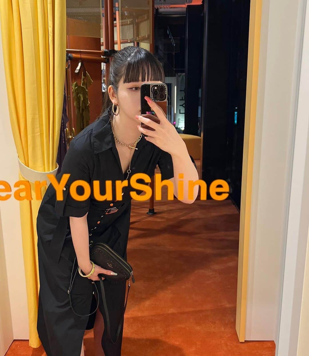 遠藤沙和子さんのインスタグラム写真 - (遠藤沙和子Instagram)「COACH FALL2023 Collection 🍁🍌 #WearYourShine ✨✨✨  #コーチシャイン #CoachJapan #CoachNY #CouragetobeReal  @coach_japan @coach」9月1日 21時24分 - sawakoendo__