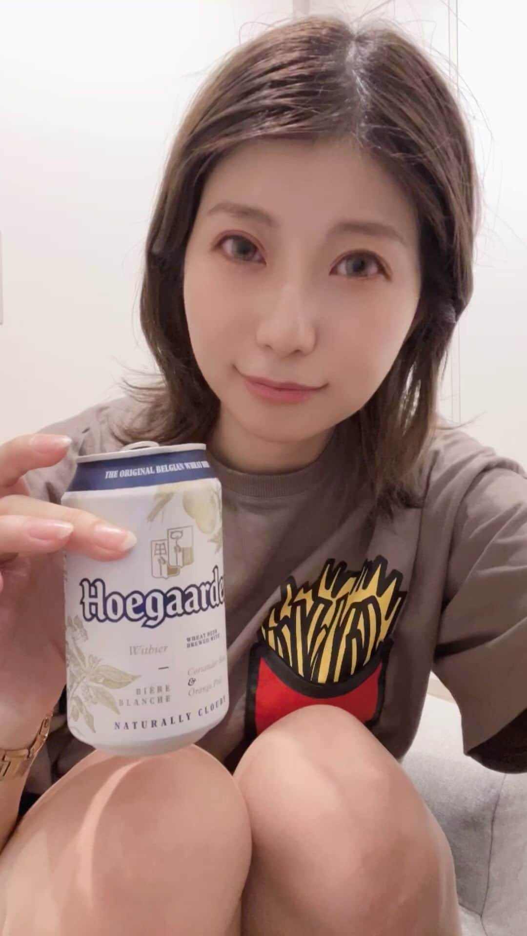 天野麻菜のインスタグラム：「ビール女子。3587」