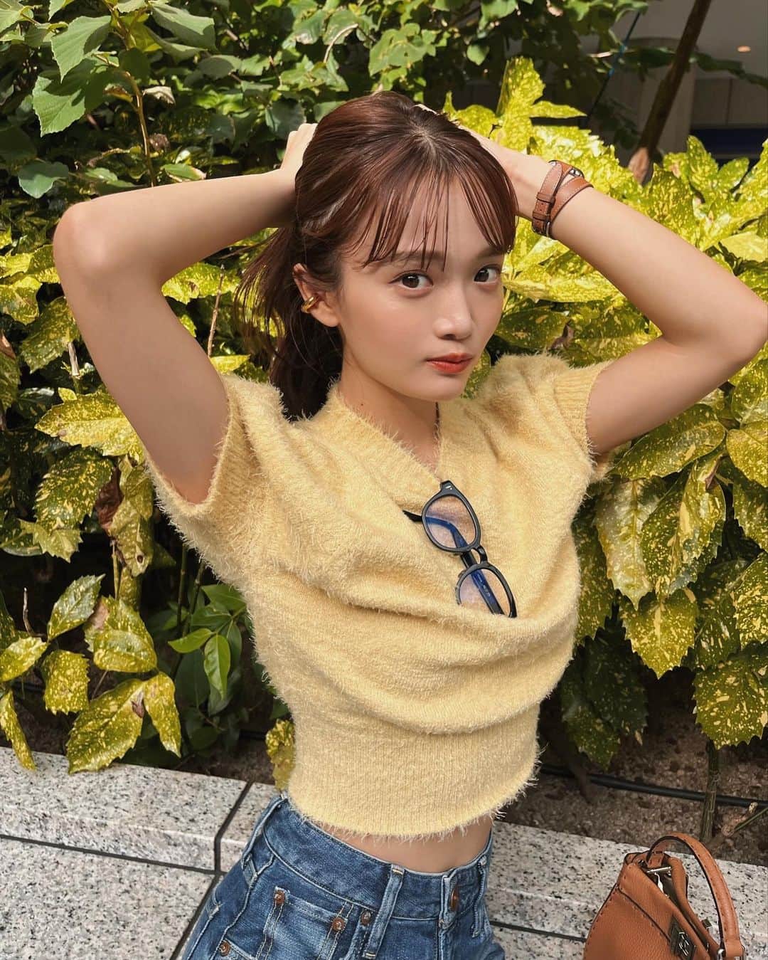 田久保夏鈴のインスタグラム：「誕生日プレゼントに夫（まだ呼び方恥ずかしい）にいただいたイヤカフ♡お気に入りすぎてほぼ毎日付けてる！  質問の多かったトップスは @snidel_official のものです🐥」